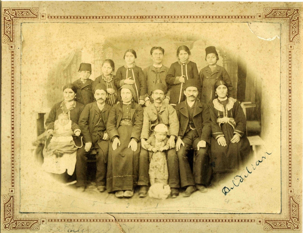 Η φωτογραφική οδύσσεια της οικογένειας Dildilian: Από την Ανατολία στη Δύση